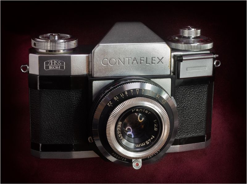 Zeiss Ikon Contaflex Beta, Pantar f2.8 45mm. c1957