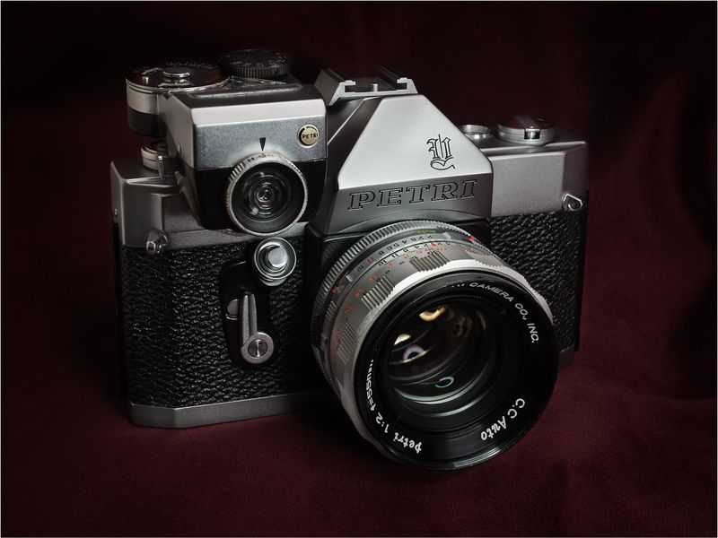 Petri V VI (Version 1), 55mm f2. c1965.