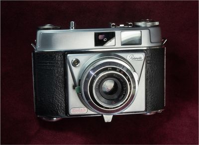 Kodak Retinette 1 Type 030. Schneider Kreuznach Reomar 45mm f3.5, c1958.