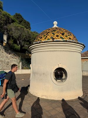 01-018-240616-Nice - la colline du chateau.JPG