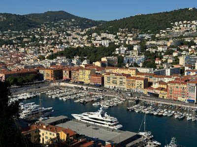 01-022-240616-Nice - la colline du chateau.JPG