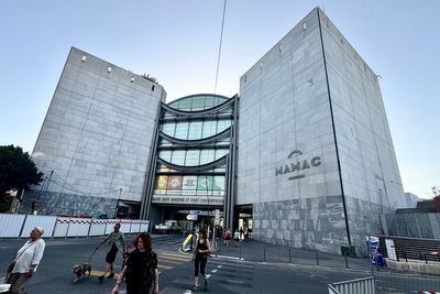 01-044-2406xx-Nice centre.JPG