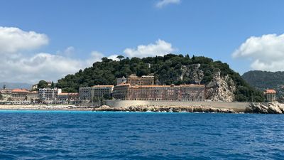 01-059-Port de Nice et croisiere.JPG