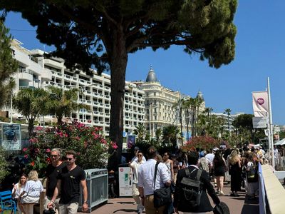 02-066-240617-Cannes.JPG