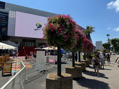 02-068-240617-Cannes.JPG