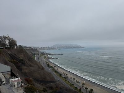 241023-017-Lima - Bord de mer.JPG