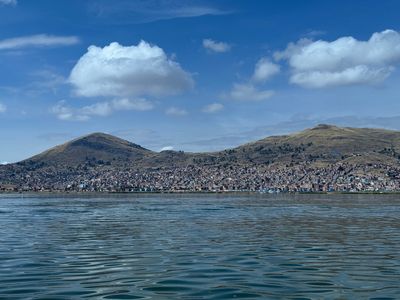 241026-083-CroisiŠre Iles d'Uros - Lac Titicaca.JPG