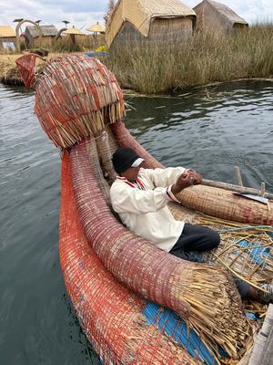 241026-092-CroisiŠre Iles d'Uros - Lac Titicaca.JPG