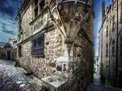 Maison de l'vque au Mans