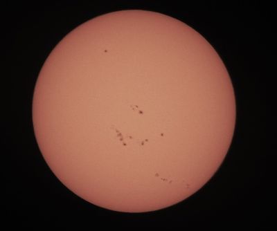 Sunspots Jul 29 2024.jpg