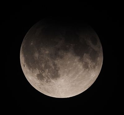 lunar eclipse sept 17 24.JPG