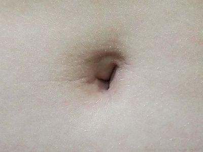 Belly buttons
