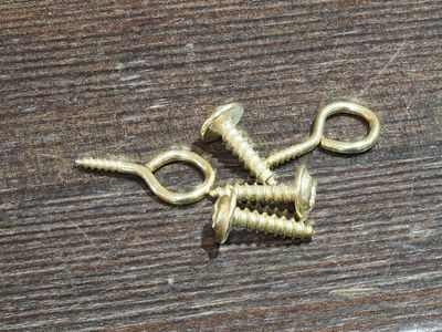 Screws M B133884.JPG