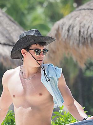 Hat 3150670.JPG