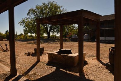 Outdoor Cooking Pots and Ovens