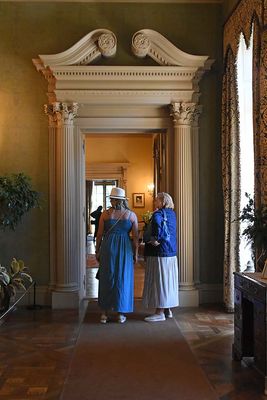 Livingroom Doorway