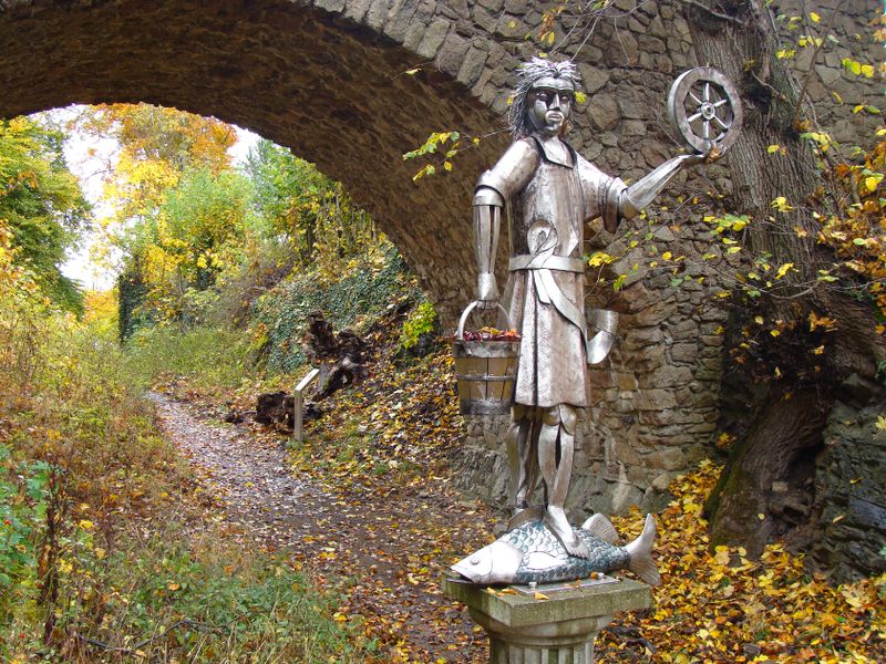 Legende Sachsen Gott Krodo Herbst
