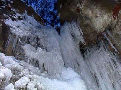 felsenlabyrinth_bernhardstein_wasserfall