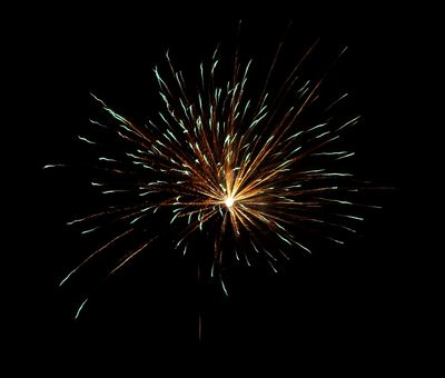 Feuerwerk ist Leidenschaft Klinik Dach Berggiehbel 1