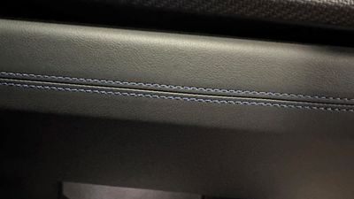 glovebox.jpg