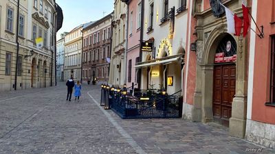 Kanonicza Street