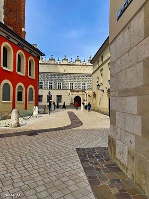 A labyrinth of narrow streets