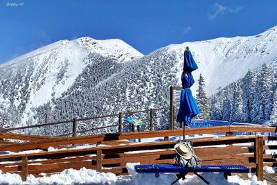 Upper gondola station