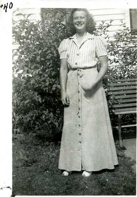 Ellen Louise Beamn 1940 adj.jpg