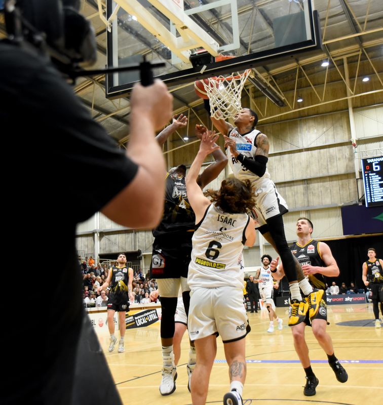 23-ESPNZ-NBL basketball
