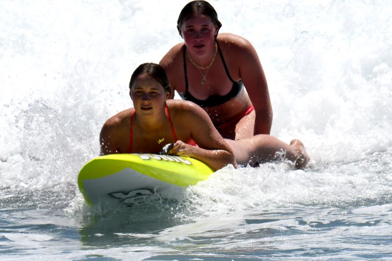 23surflifesaving