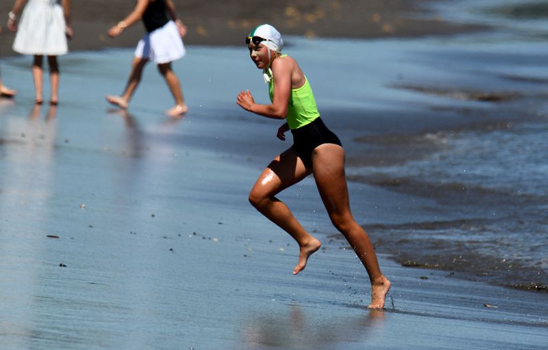23surflifesaving
