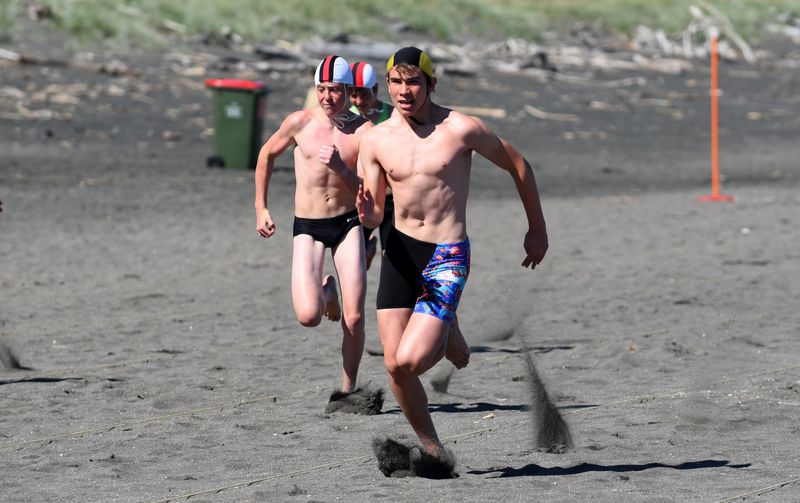 23surflifesaving