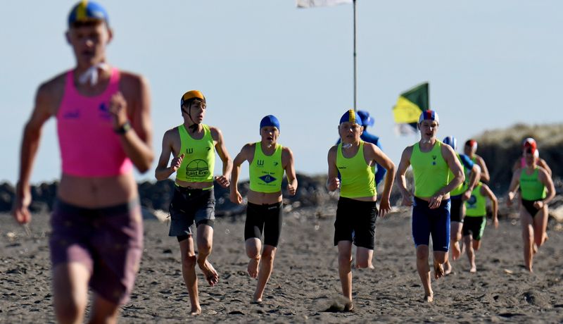 23surflifesaving