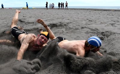 23surflifesaving