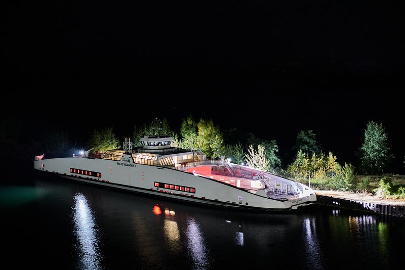 new ferry-0015.jpg