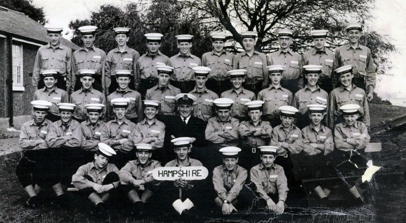 1970, 7TH OCTOBER - HAMPSHIRE NEW ENTRY, LIAM SLADE TOP ROW 2ND FROM RIGHT.