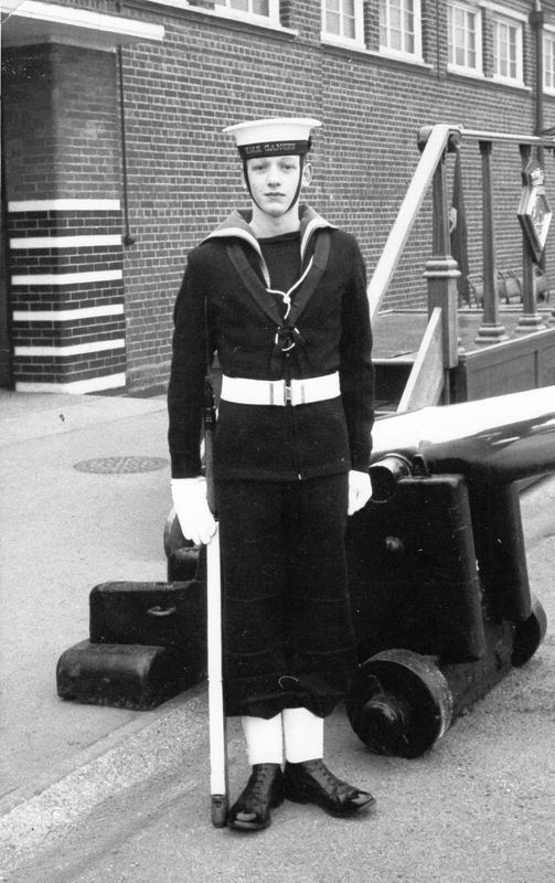 1963, 2ND SEPTEMBER - DAVE DUBELL, 61 RECR., DRAKE, 39 MESS, 270 CLASS, AFTER GUARD DUTY.jpg