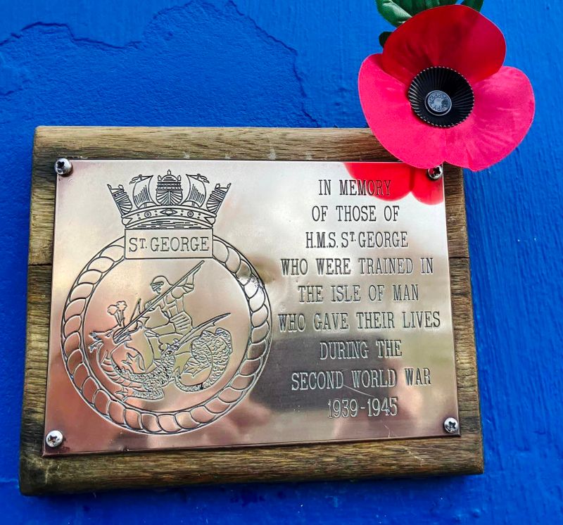 1939-45 - DAVID TAIT, HMS ST. GEORGE, IOM, MEMORIAL PLAQUE TO THE BOYS WHO TRAINED THERE IN LIEU OF GANGES.jpg