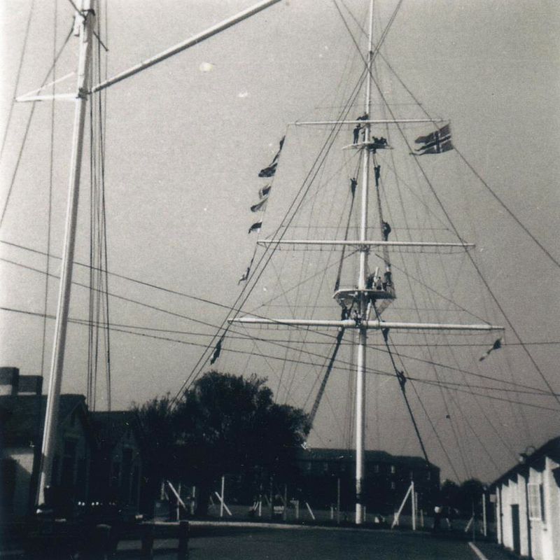 1969, 15TH SEPTEMBER - JIM GILLIES, 05, THE MAST IS OPEN.jpg