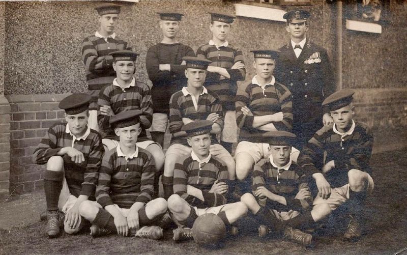 UNDATED - BOYS FOOTBALL TEAM.jpg