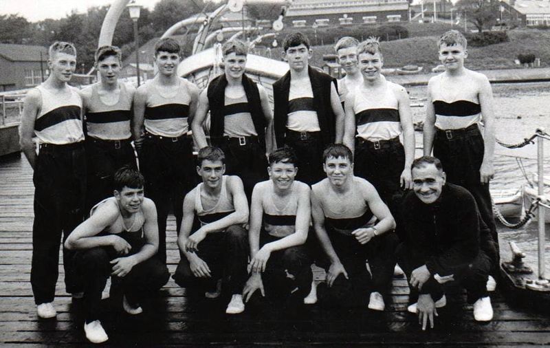1966, MAY - CHARLES LENNARD, 84 RECR., ANSON 19 MESS, CUTTER CREW ON THE PIER.jpg