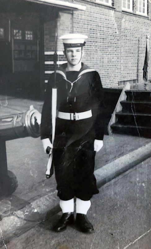 1968 20TH MAY - GEOFF GROOM, BENBOW, 28 MESS, 921 CLASS, 02.jpg