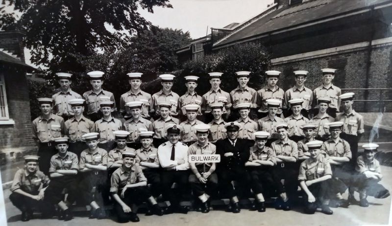 1971, 13TH JULY - PADDY RYAN, BULWARK NEW ENTRY MESS THEN HAWKE 40 MESS.jpg