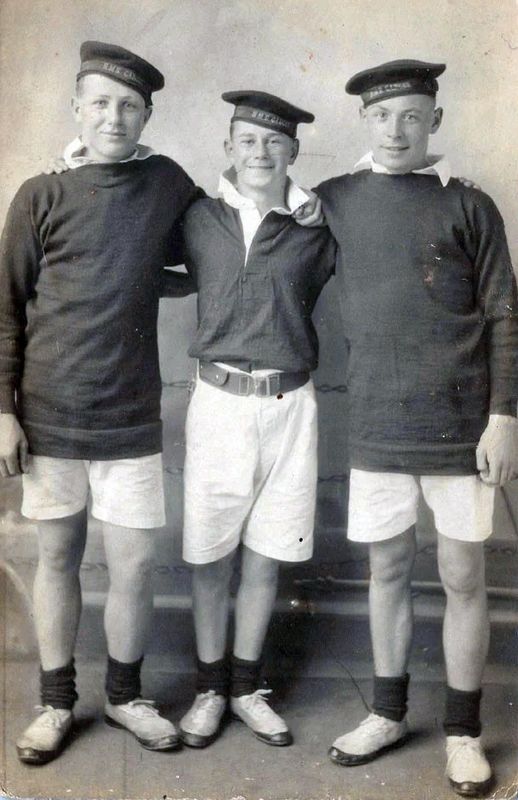 UNDATED - THREE UNKNOWN BOYS, 04.jpg
