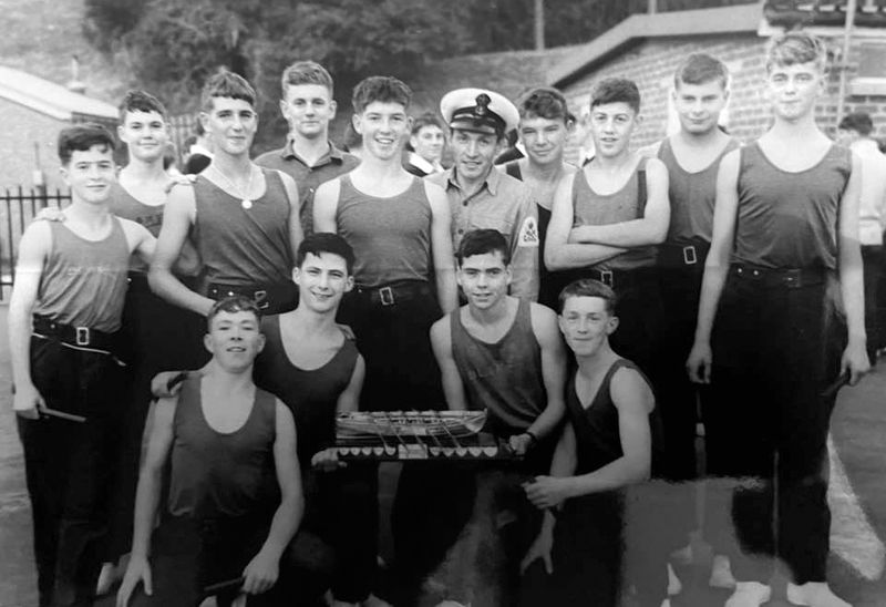 1969 - DALE COOK, BLAKE, 10 MESS, CUTTER CREW WITH TROPHY.jpg