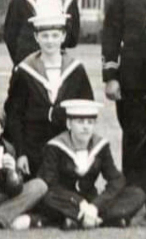 1971, 1ST SEPTEMBER - JOHN HUNT, ANNEXE RESOLUTION, THEN BENBOW, 33 MESS.jpg