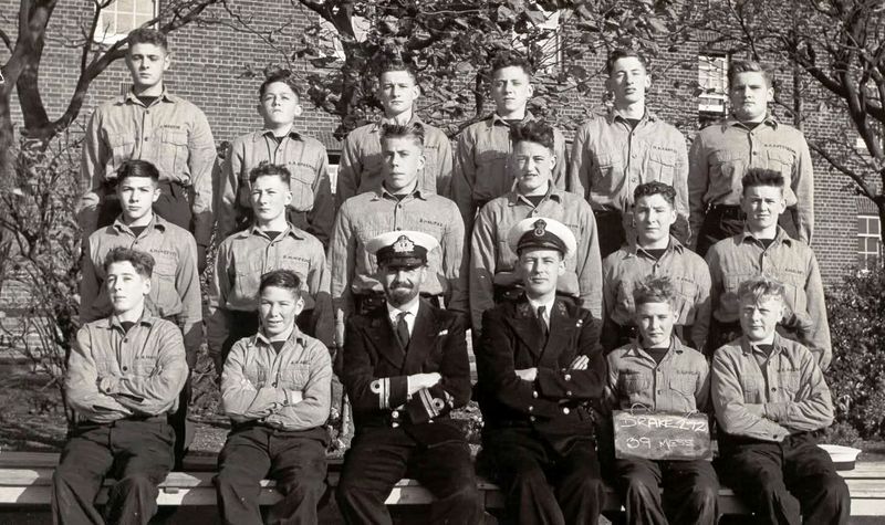 1960 - TONY McKEVVER, DRAKE, 39 MESS, 272 CLASS, SPARKERS.jpg