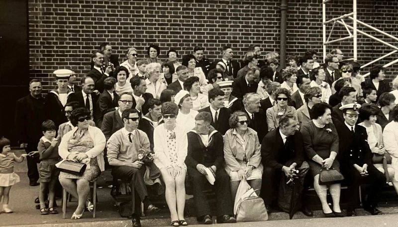 1967-68 - DENNIS STINTON, 05., 96 RECR., KEPPEL, 5 THEN 3 MESS, 260 CLASS, SOME OF THE FAMILIES.jpg