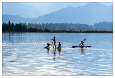 Stand Up Paddling ...