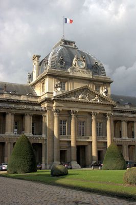 Ecole Militaire